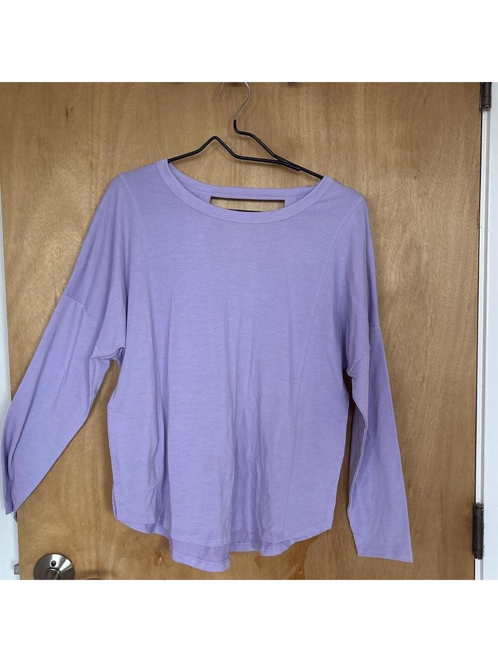 Athleta Cya Long Sleeve Light Purple Top Size M